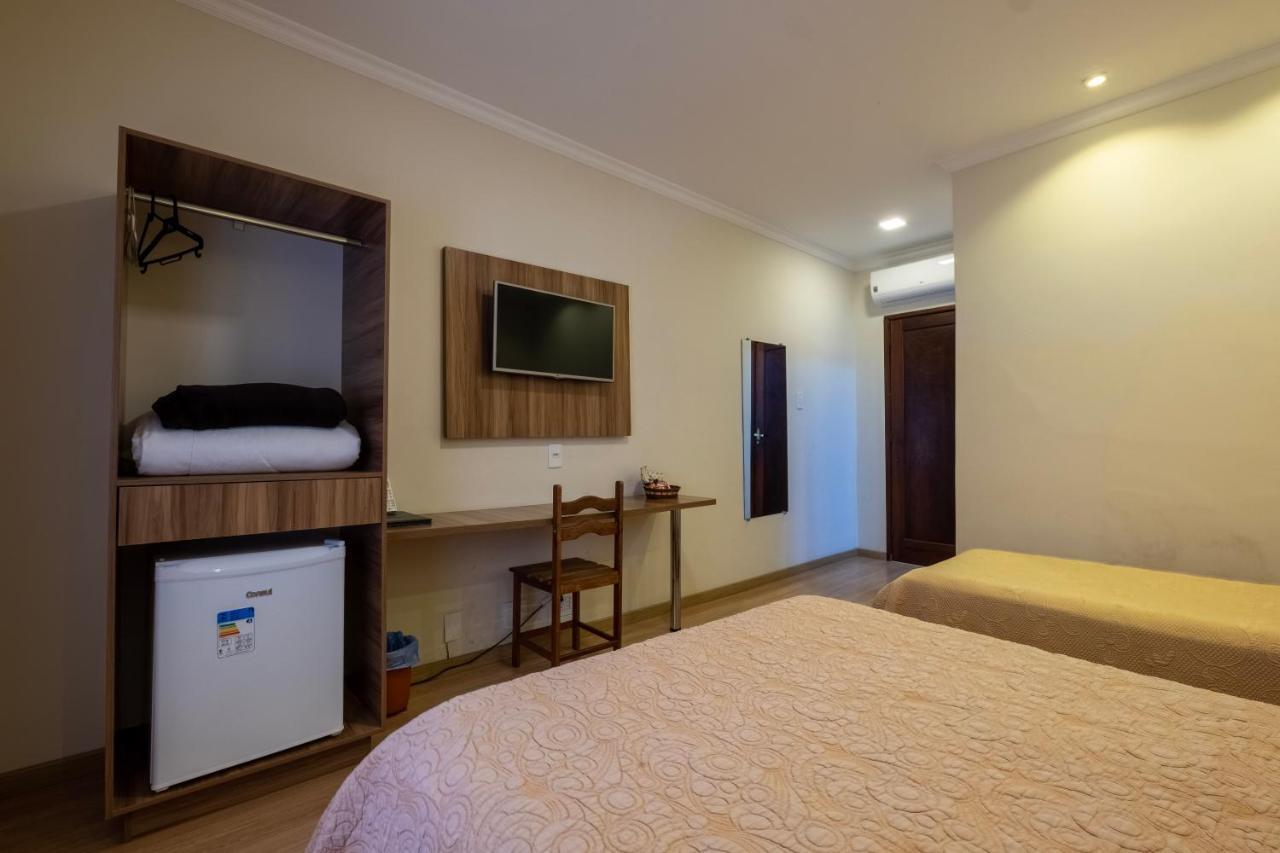 נובה פריבורגו Hotel Mount Everest מראה חיצוני תמונה