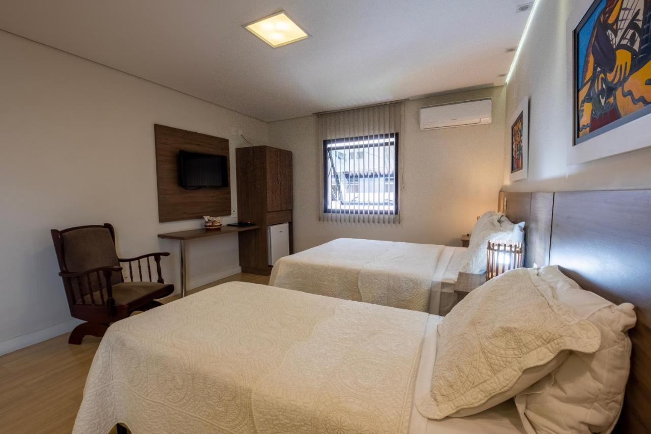 נובה פריבורגו Hotel Mount Everest מראה חיצוני תמונה